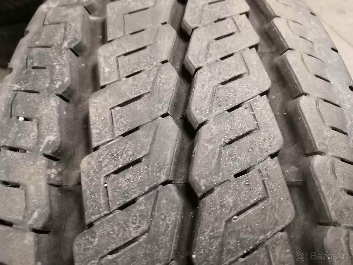 Continental Vanco Camper 225/75/16C - 2