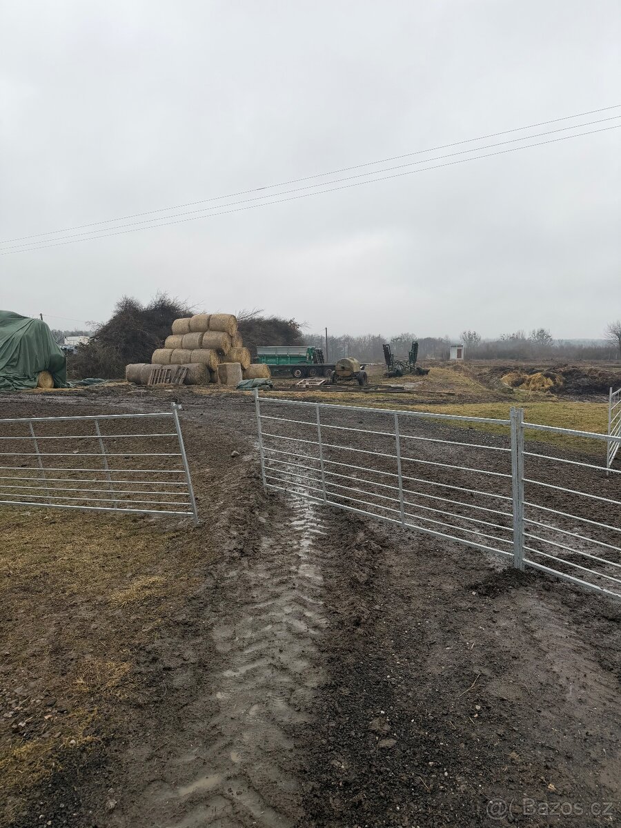 Ohrady pro ovce - 2