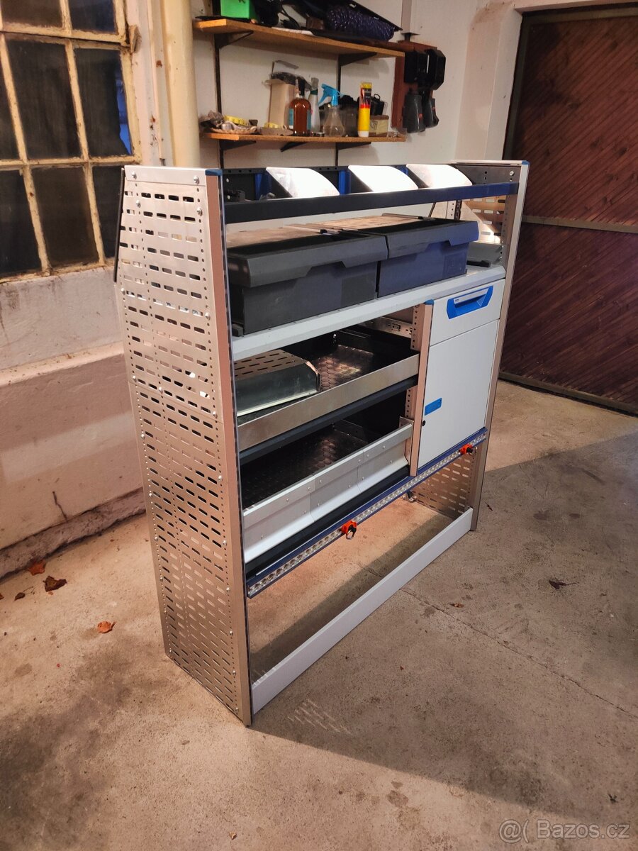 Vestavba do vozidla regál - 2