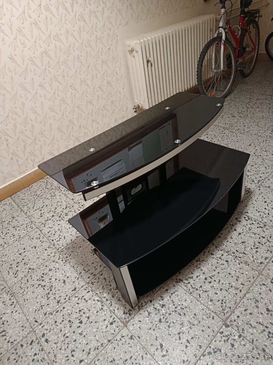 Televizní stolek - 2