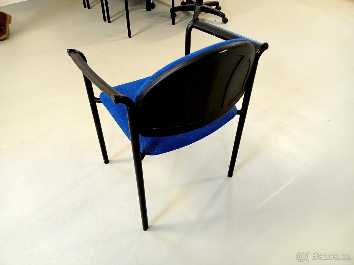 židle kovová čalouněná - 2