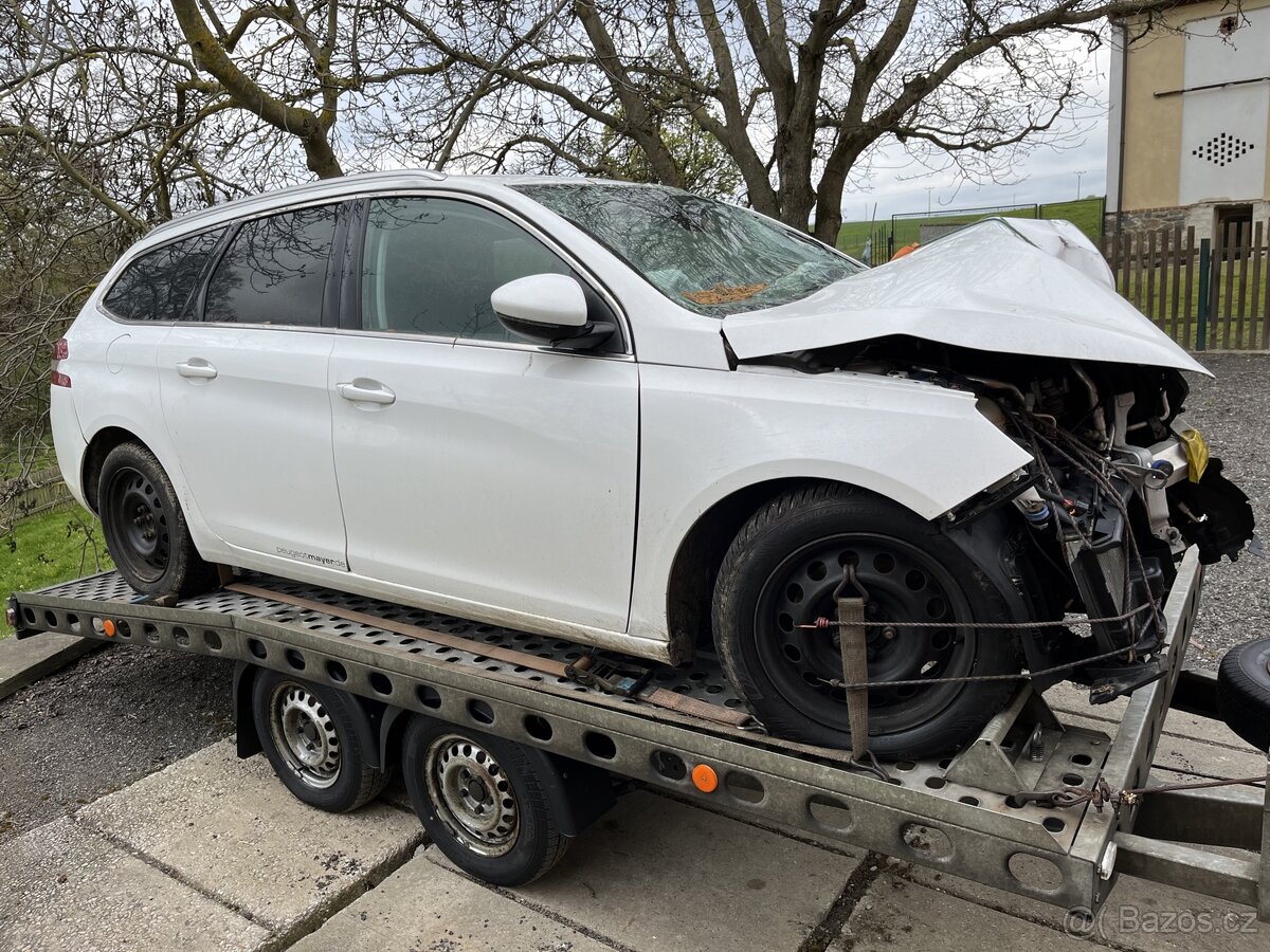 Peugeot 308 II SW a 5dv. na dily - 2