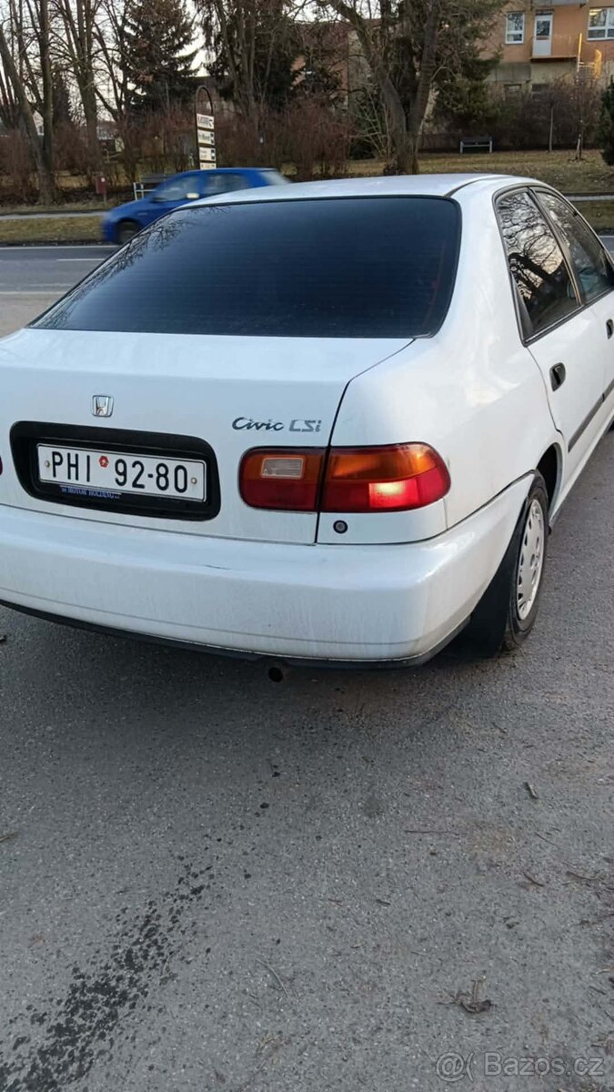 Honda civic 1.5 LSi - 2