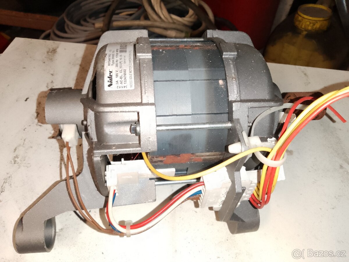 motor nidec 0015467902 type 20585.119 - 2