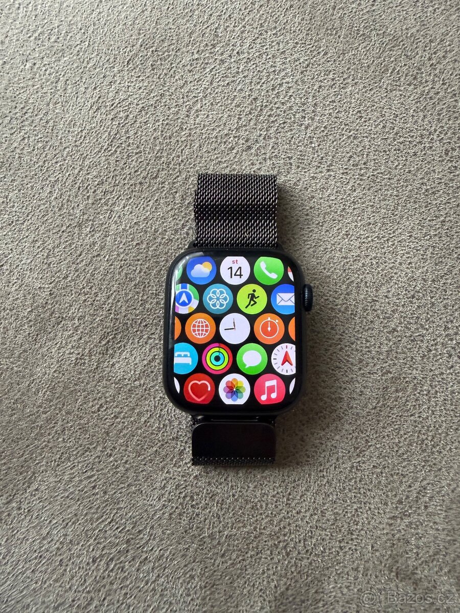 Apple Watch series 8 45mm - 2