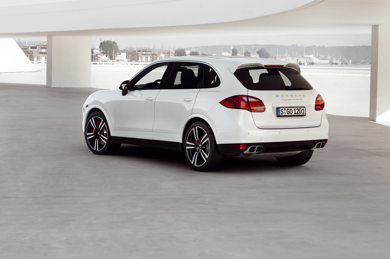 Dily Porsche Cayenne S - 2