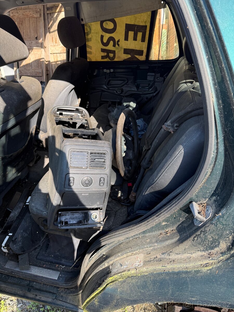 Mercedes ML 270 - 2