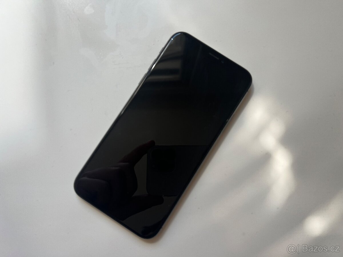 Apple iPhone X 64Gb - 2
