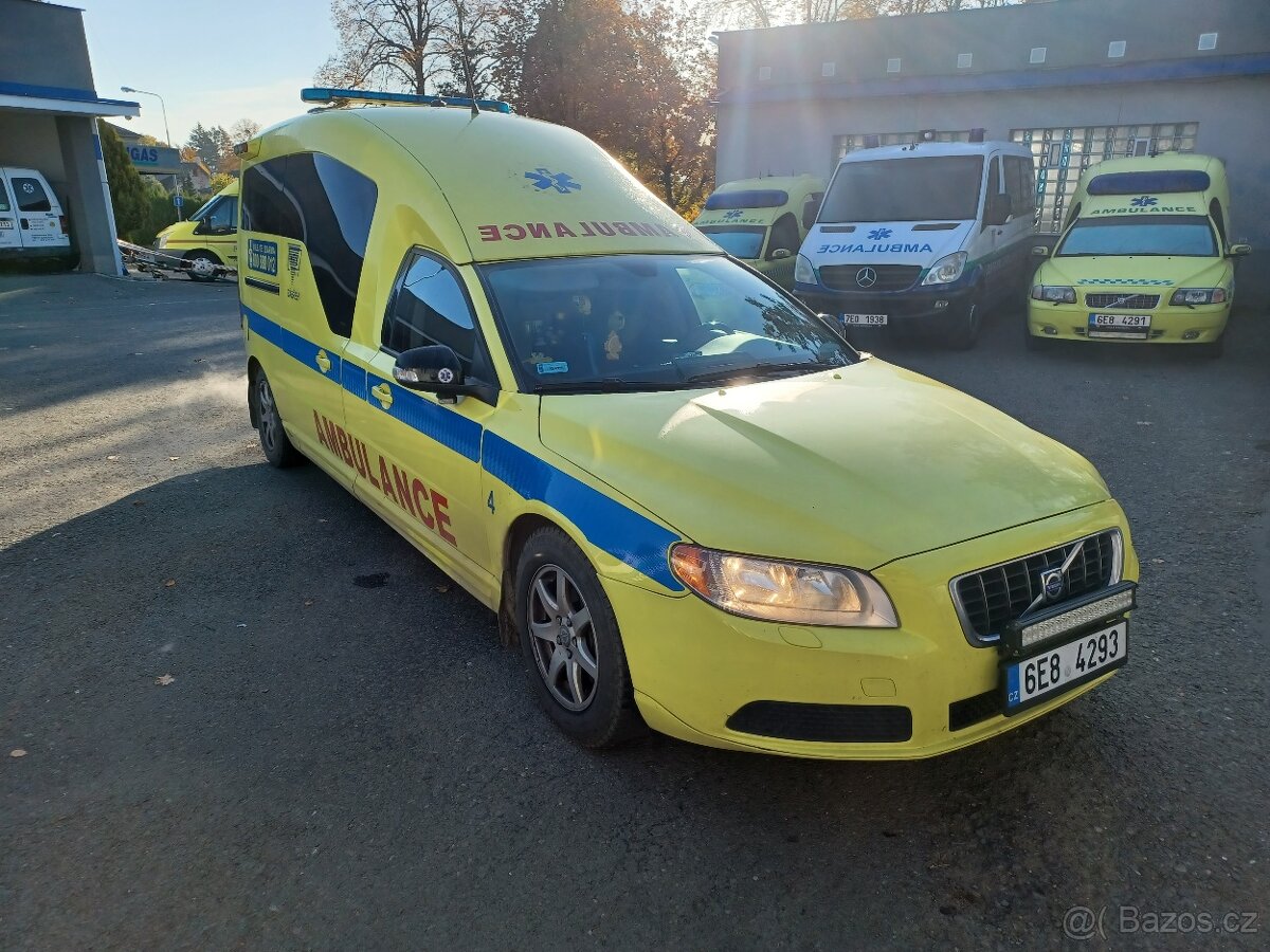 Volvo V70 4x4 ambulance základ pro obytňák - 2