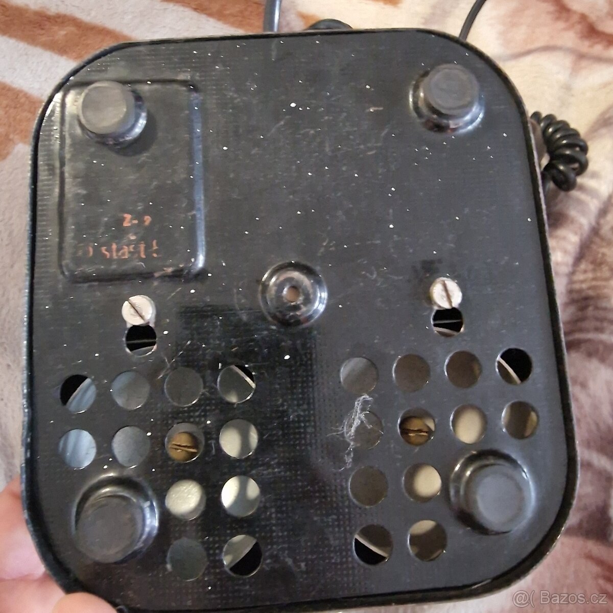 Bakelitový telefon Tesla 1950 - 2