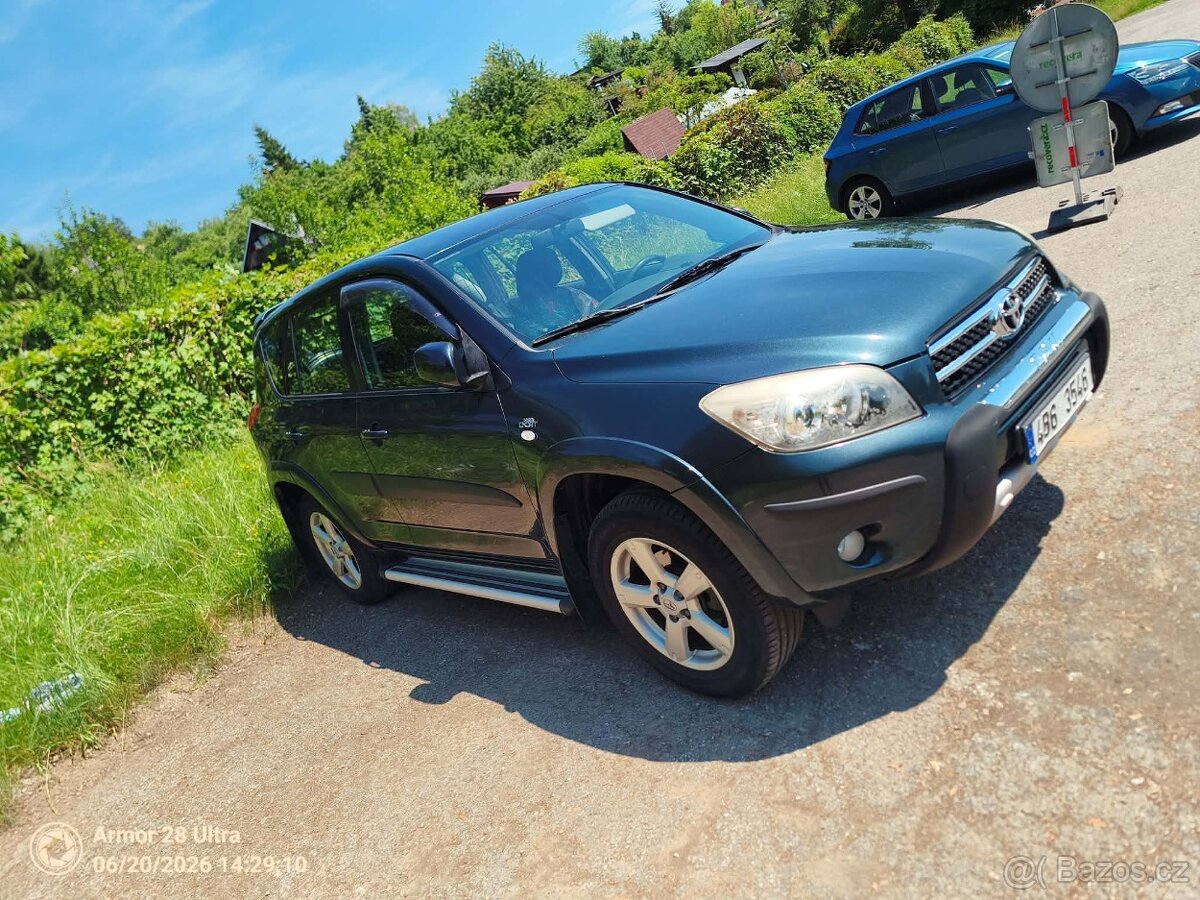 Toyota RAV4 - 2