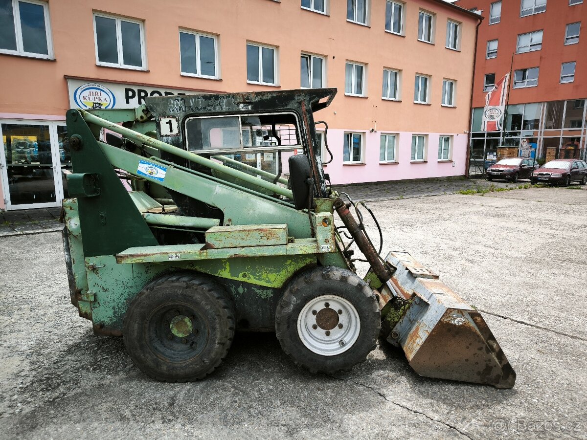 Locust 750 - 2