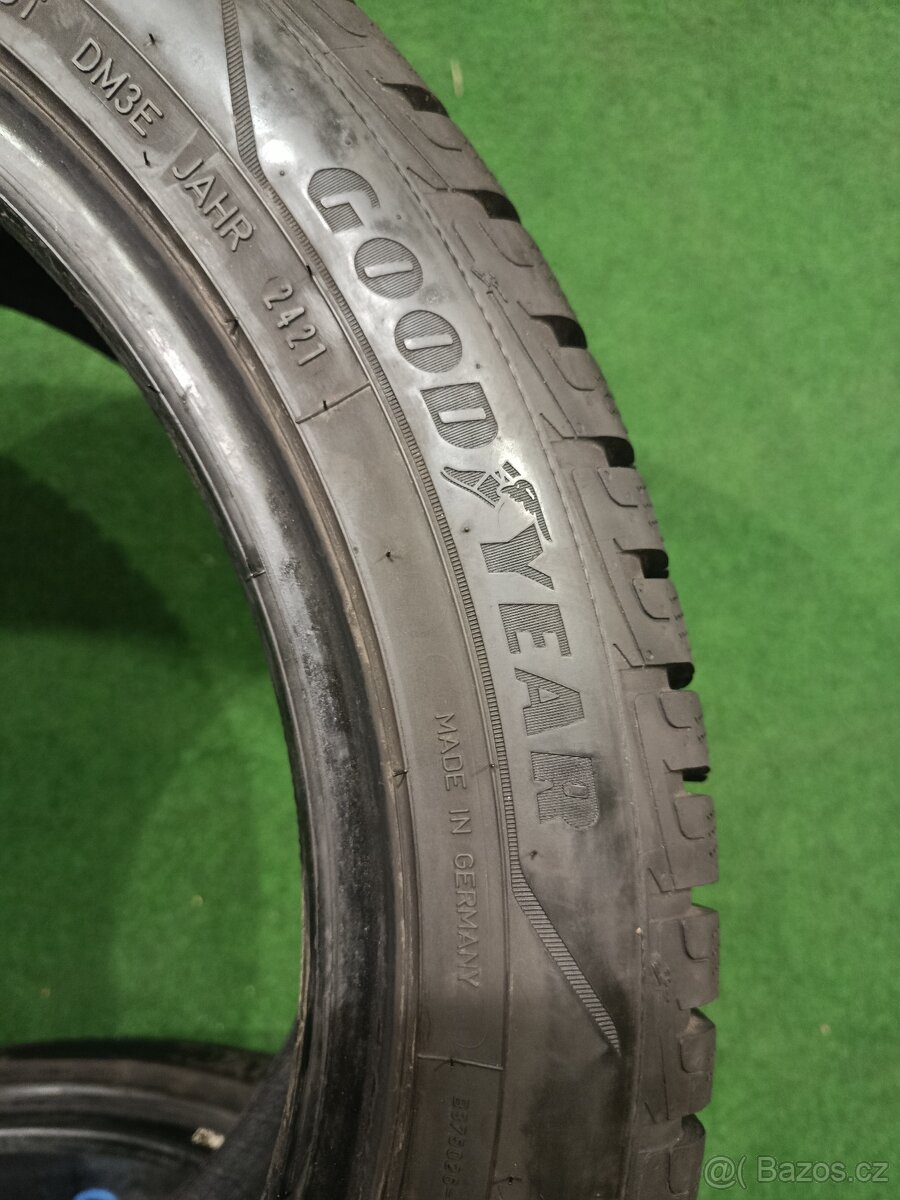 4ks zimni 255/45/19 Goodyear - 2