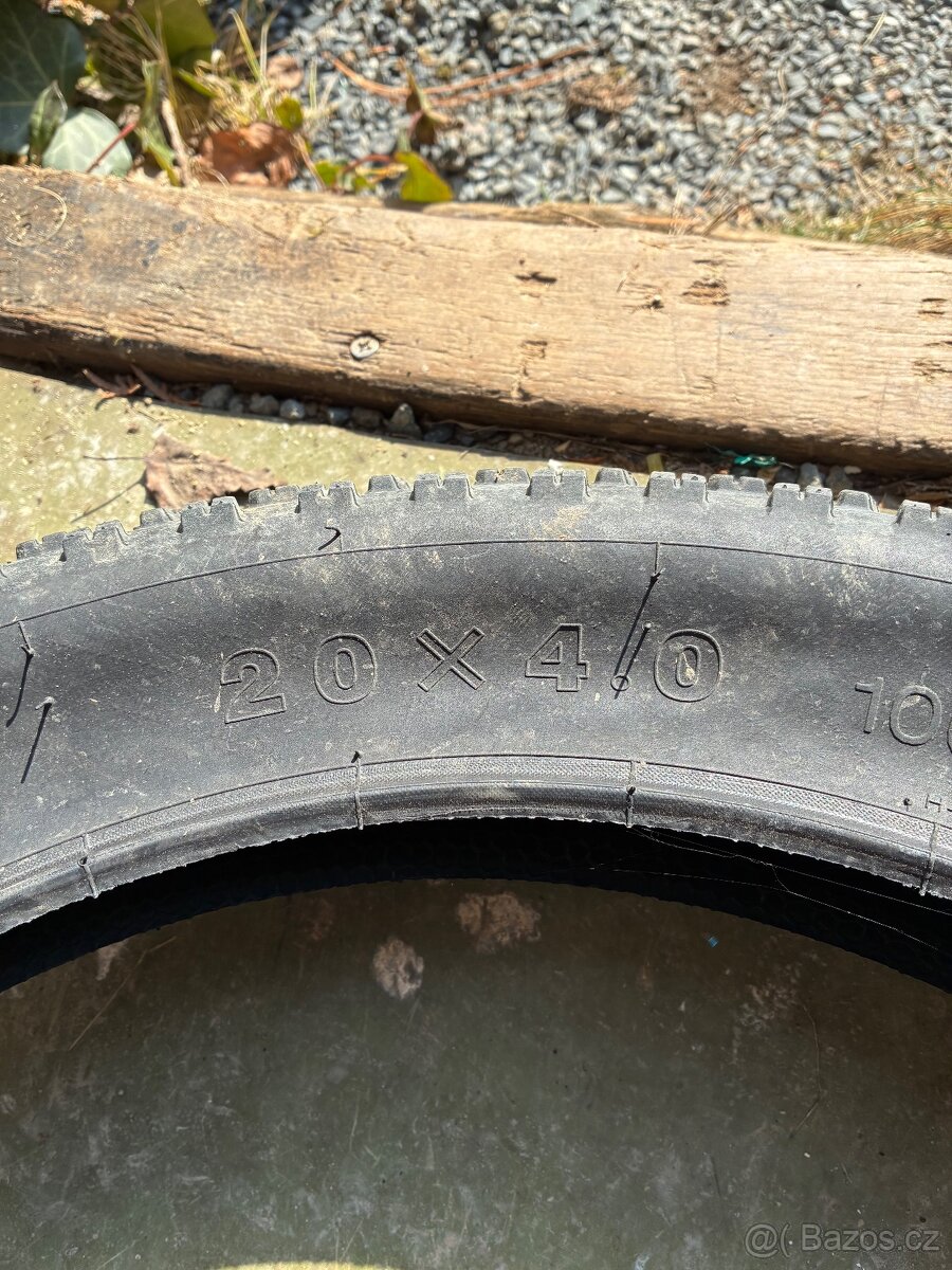 Pneu 20x4,0 - 2