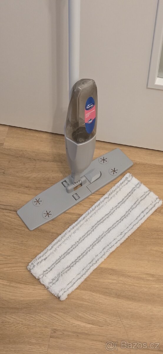Mop s rozprašovačem vody, 2x použity - 2