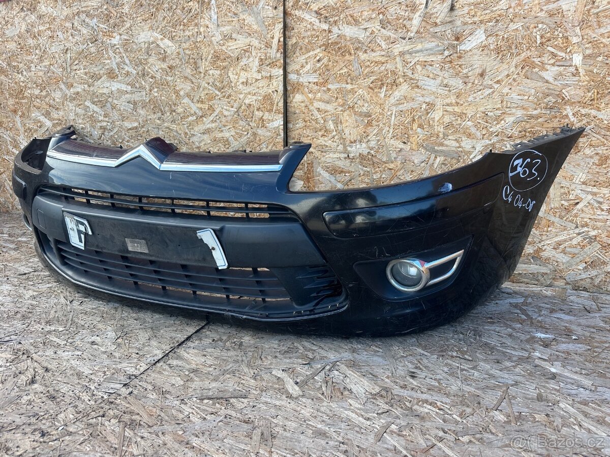 PŘEDNÍ NÁRAZNÍK CITROEN C4 04-08 - 2