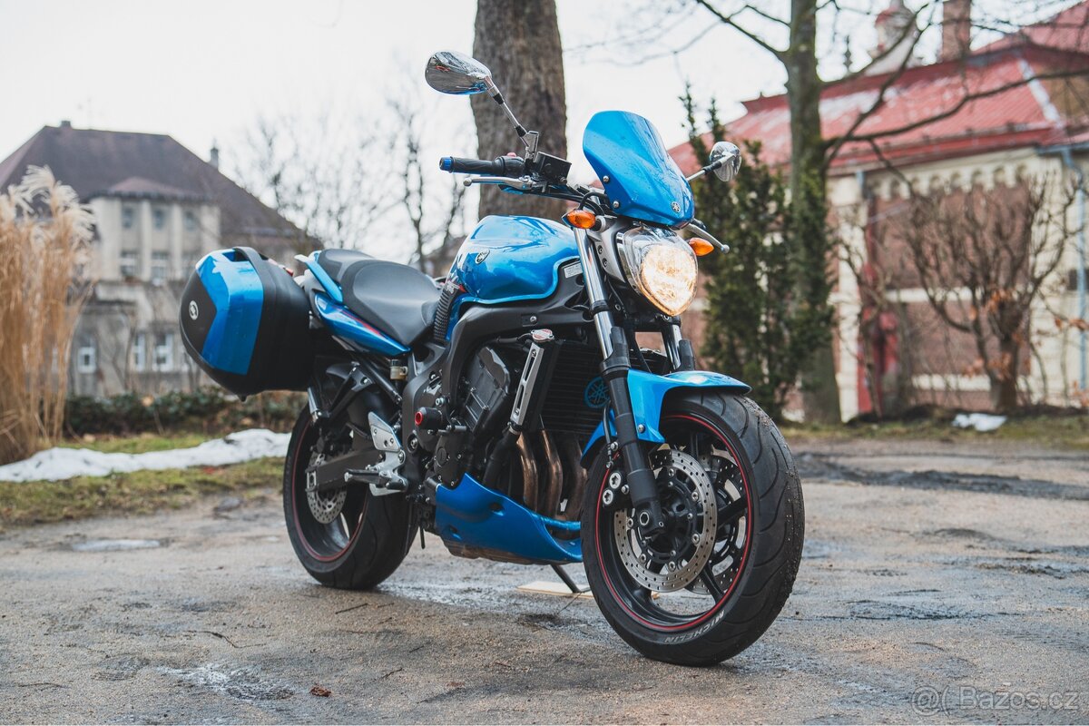 Yamaha FZ6 S2 - 2