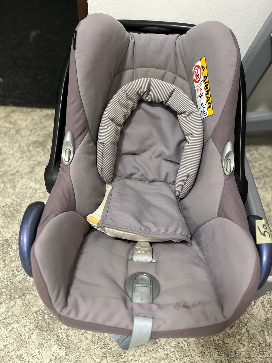 Autosedačka Maxi-cosi - 2