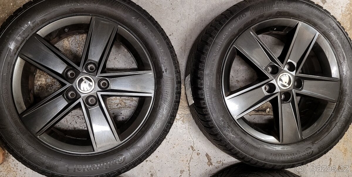 Škoda Octavia 3,alu 16',černé,zimní Continental - 2