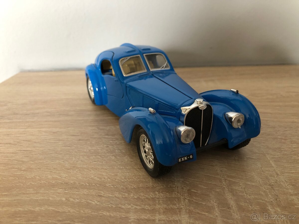 Bugatti Atlantic 1936, 1:24, Bburago made in Italy - 2