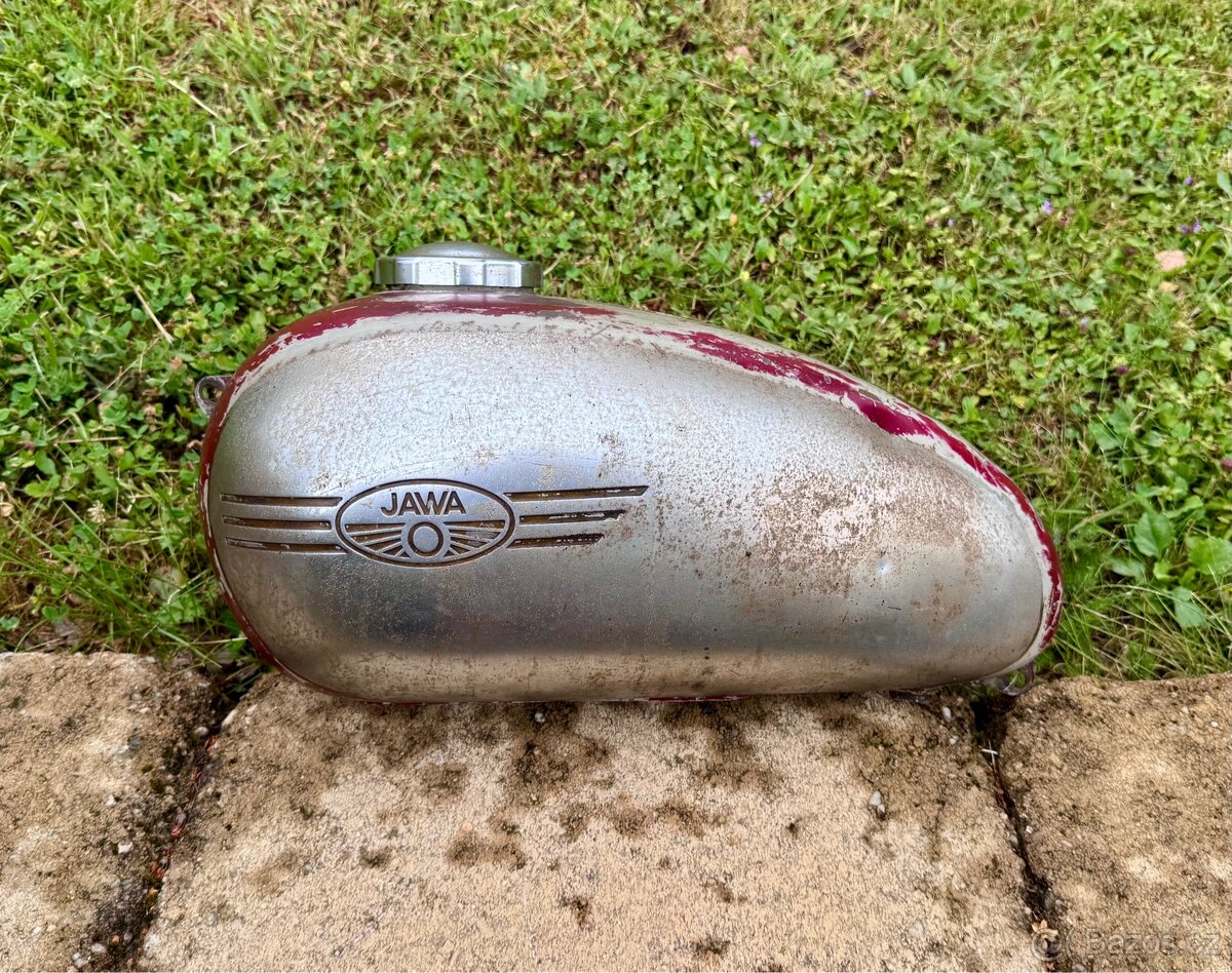 Jawa 250 350 panelka, sportka - nádrž - 2