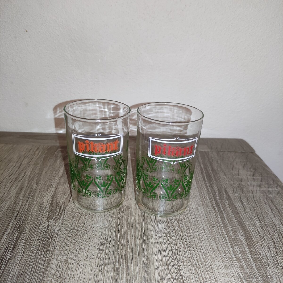 Sklenice hořčici - 2