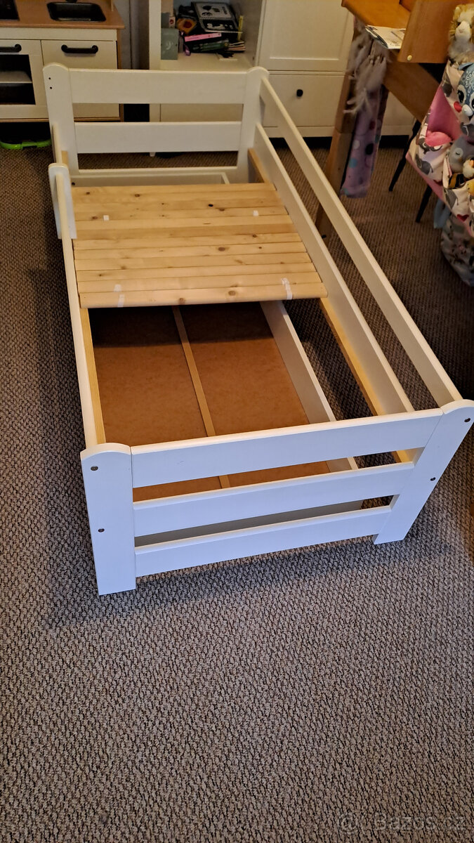 Postel z masivu 180/80 cm vč. roštu a šuplíku - 2