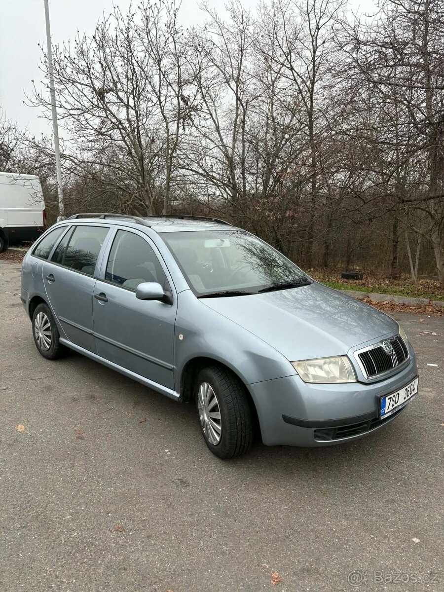Pronájem auta Škoda Fabia - 2