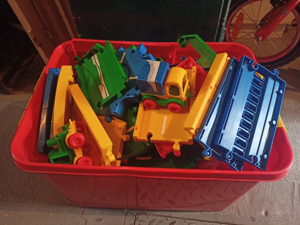 Plastové hračky - 2