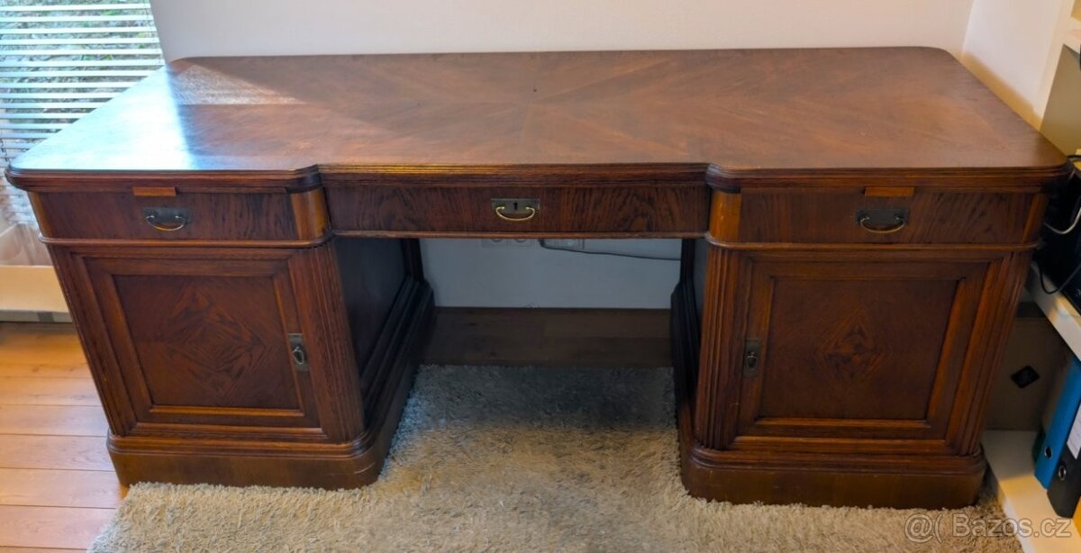Starožitný psací stůl z masivu - 2
