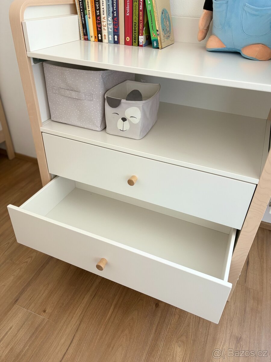 Přebalovací stůl/komoda - 2