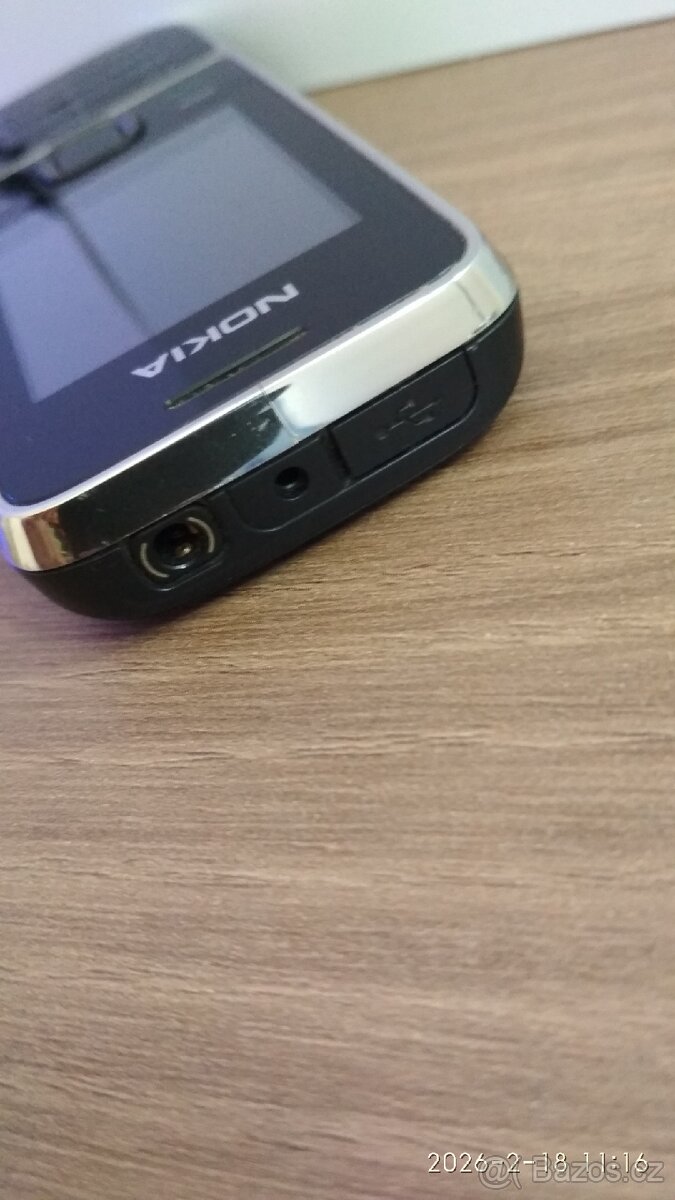 Nokia 2700, nabíječka,top stav - 2