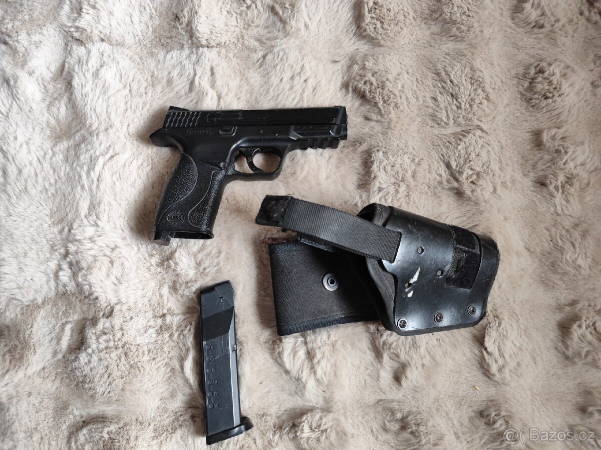 Airsoftova pistole M40 - 2