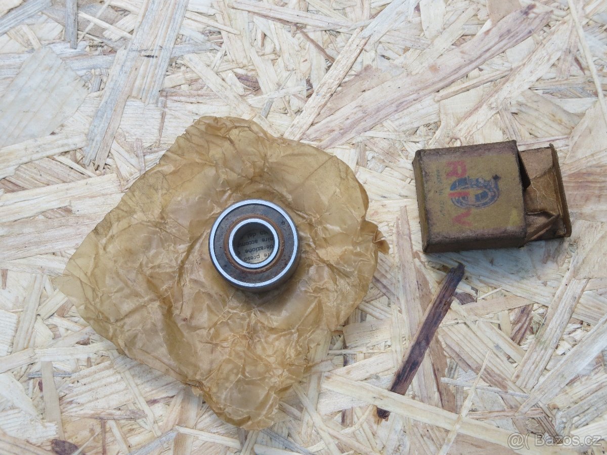 Prodám náhradní díly na Fiat 600D - 2