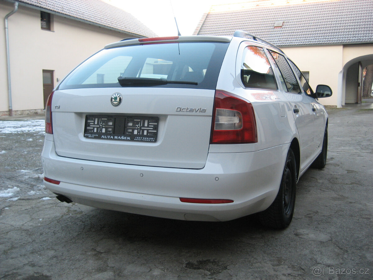 ŠKODA OCTAVIA COMBI 1.4 TSI, 2010, 152000 KM - 2