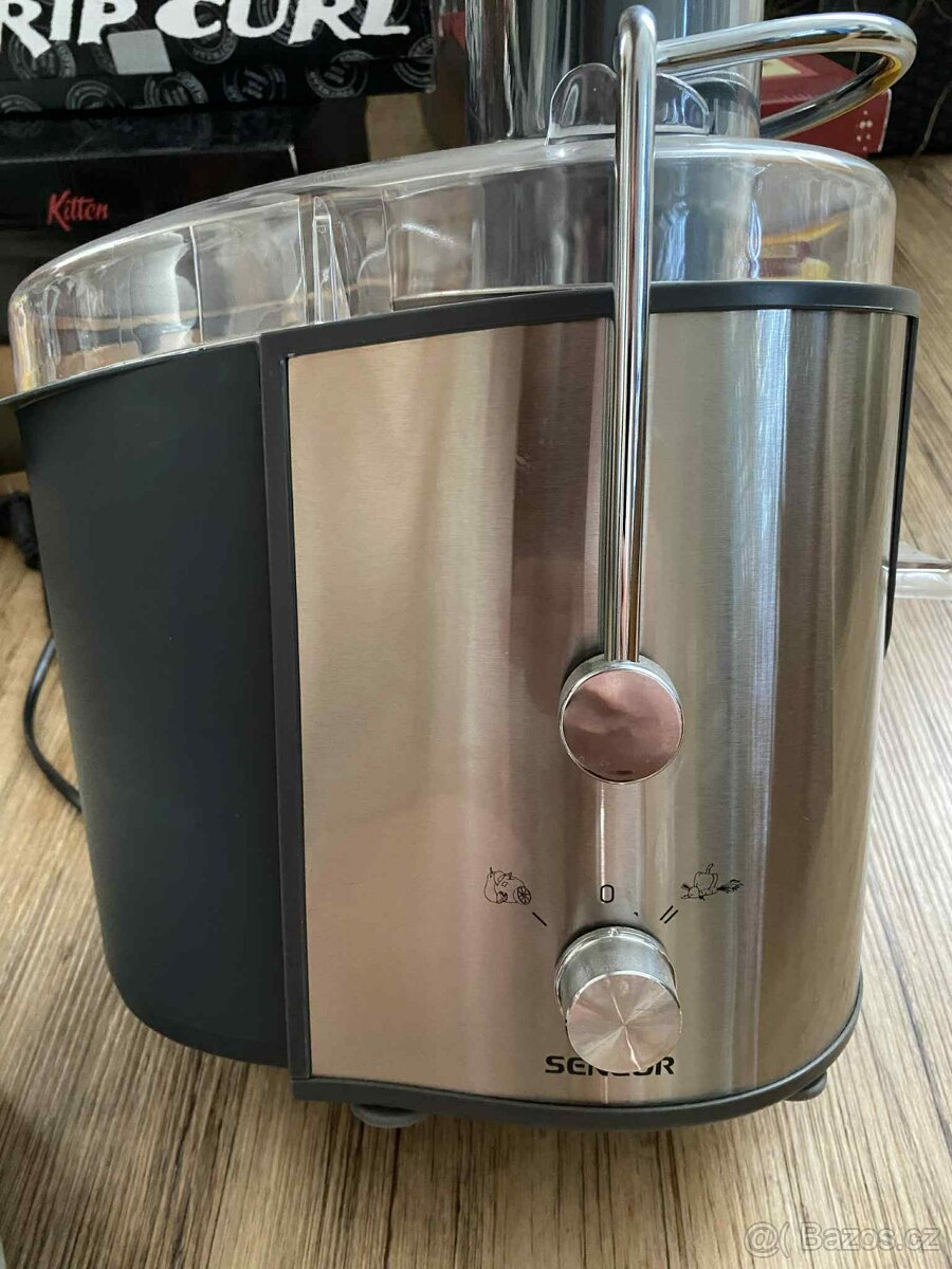 Odšťavňovač SENCOR nový a vaflovač ETA - 2