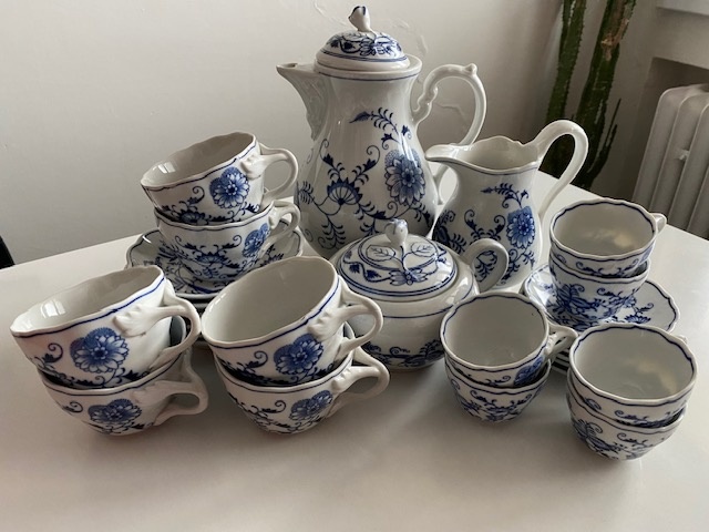 porcelánová sada s cibulovým vzorem - 2