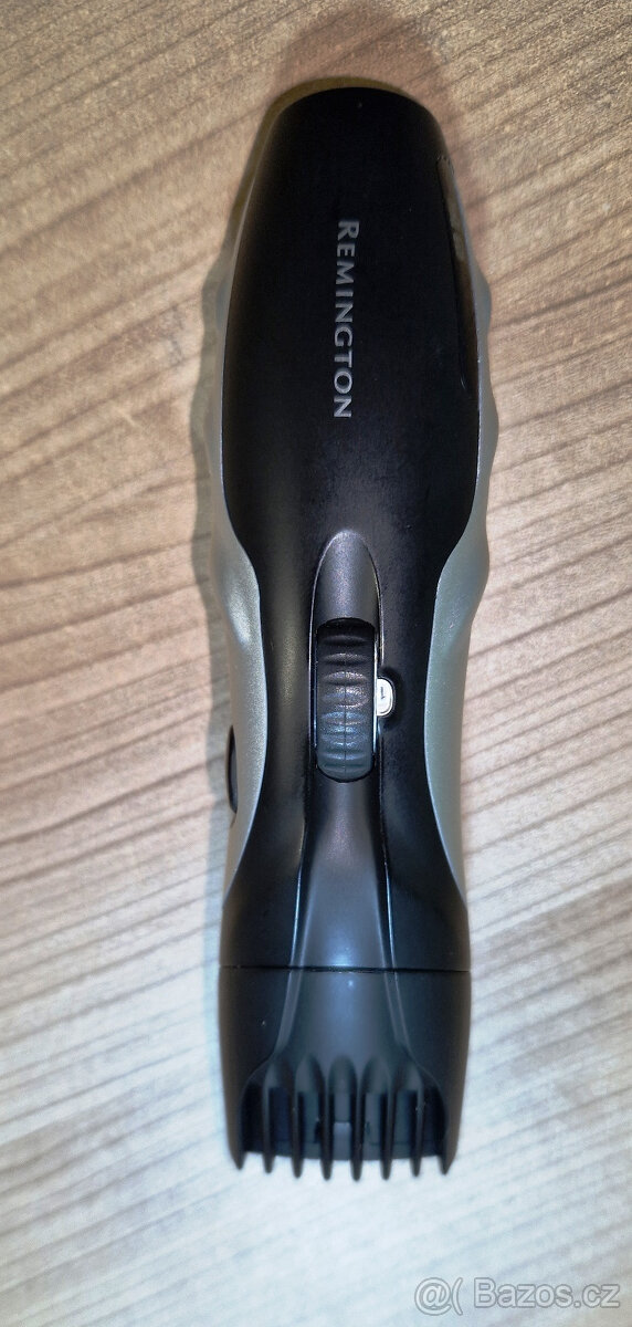 Zastřihovač vousů Remington MB-320C - 2