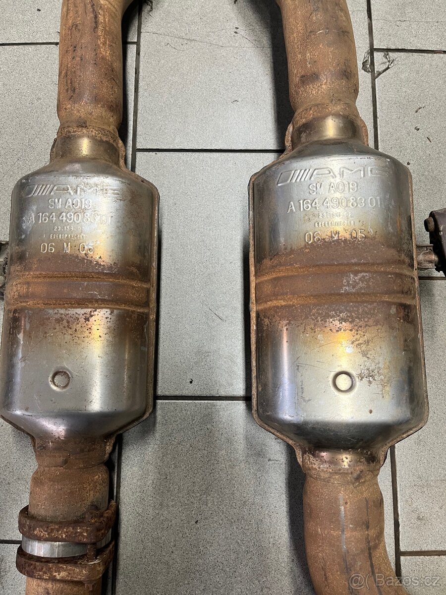 MERCEDES W164 výfukové potrubí AMG - 2