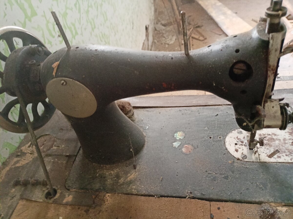 Šicí stroj SINGER - 2