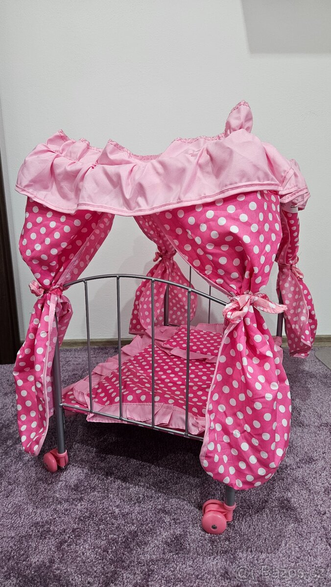 Postýlka s nebesy pro panenky - 2