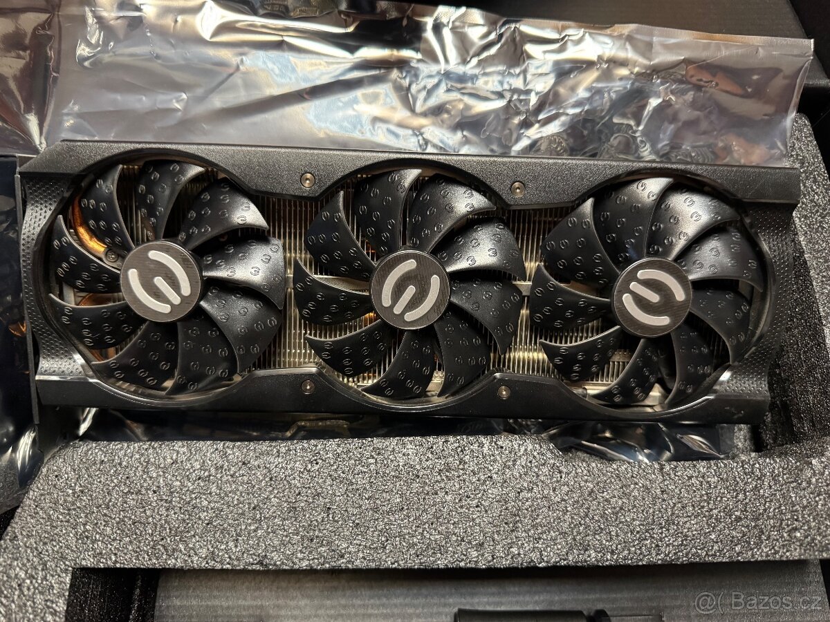 EVGA GeForce RTX 3070 XC3 ULTRA Gaming - 2