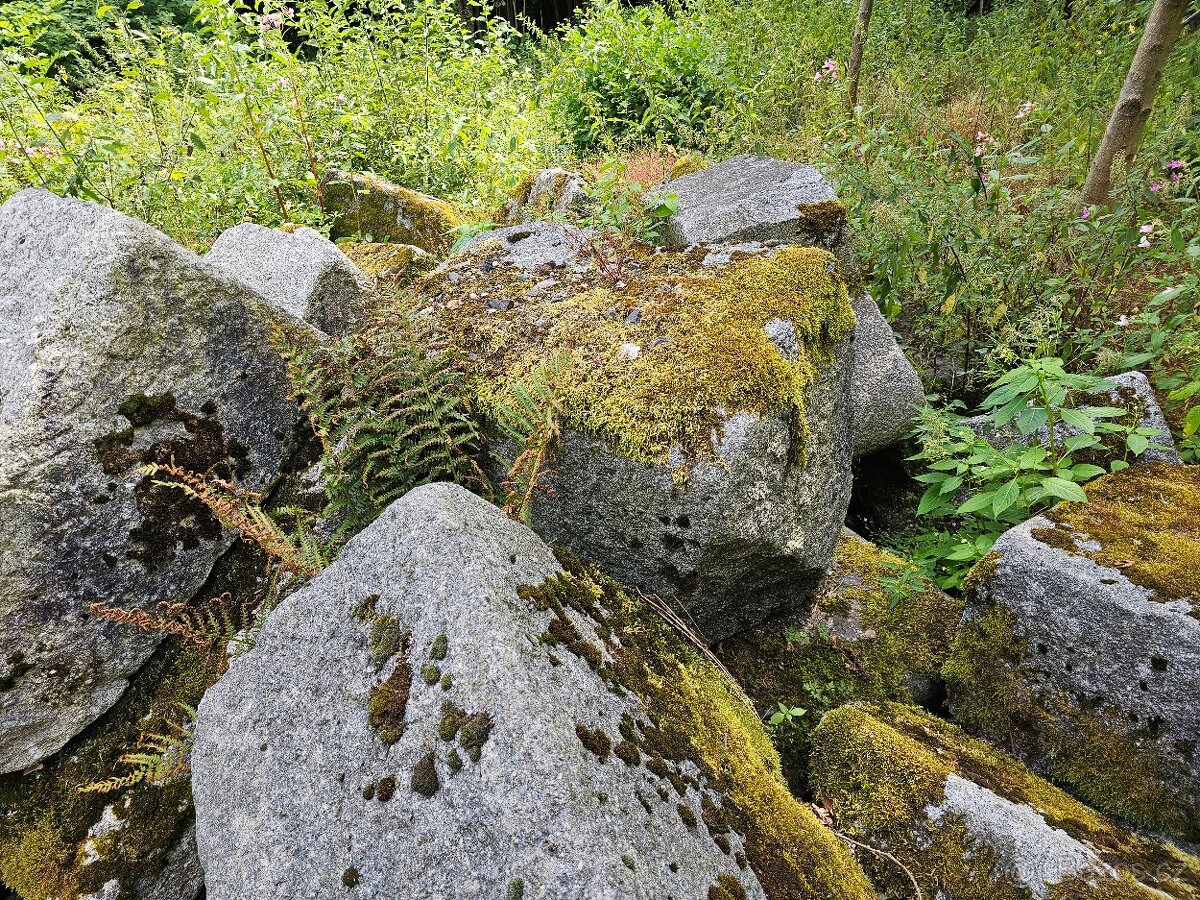 AKCE- Žulové kameny, žula, žulové kvádry - 2
