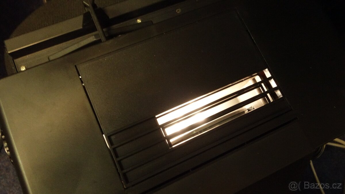 DIAPROJEKTOR Praktica 150A - 2