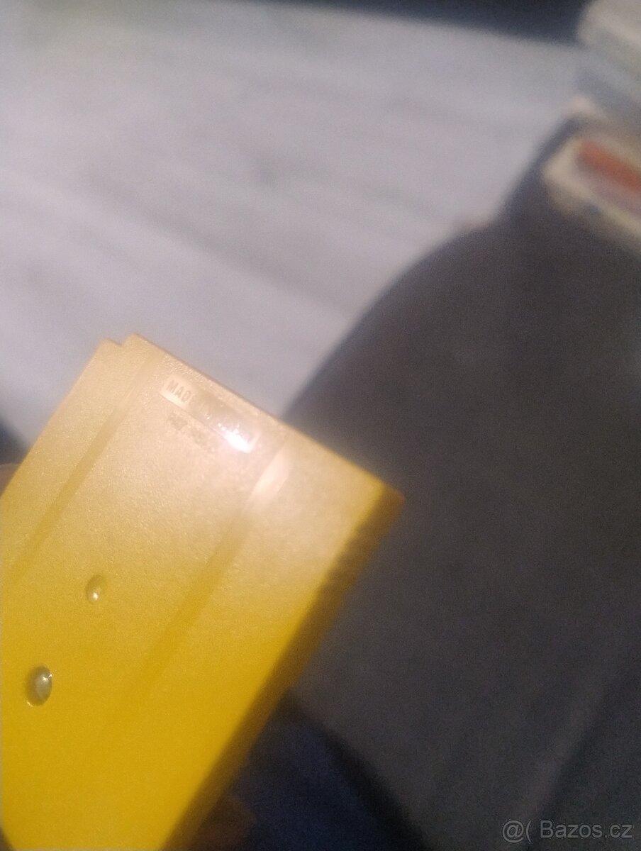 Gameboy color POKEMON YELLOW NOE - 2