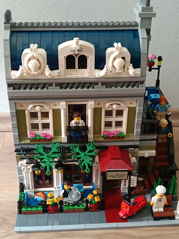 LEGO Creator Expert 10243 Pařížská restaurace - 2