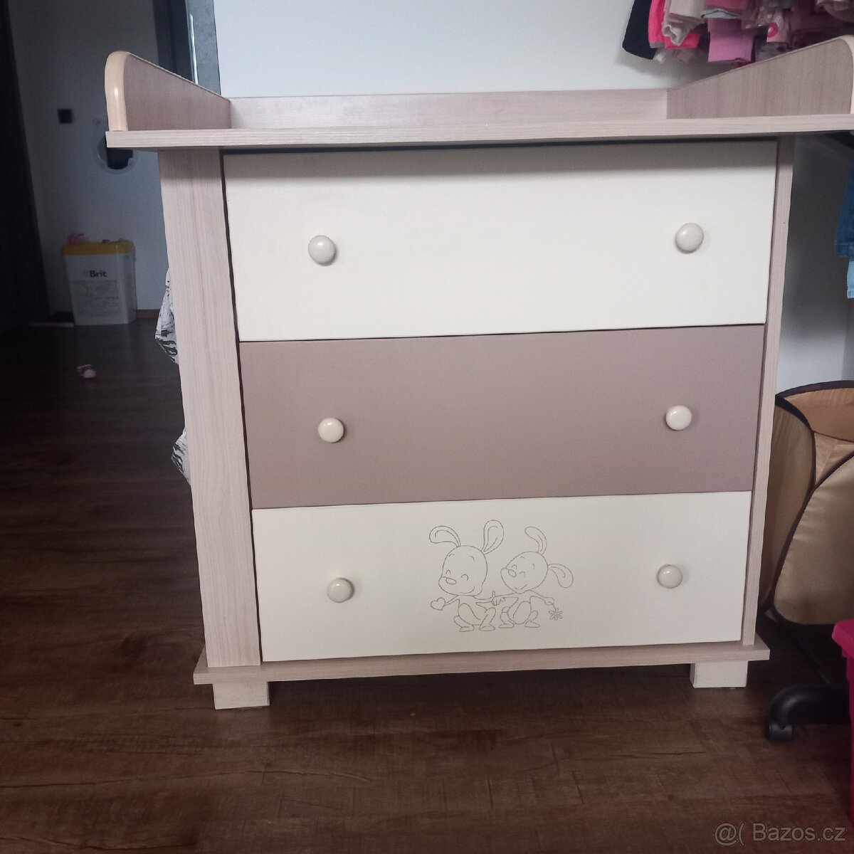Detska postylka s prebalovaci komodou / pultem - 2