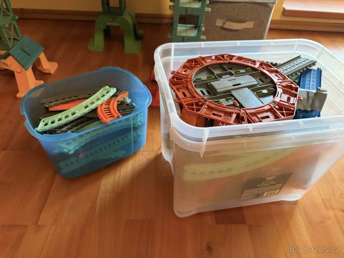 Mašinka Tomáš vláčky,díly,koleje - 2