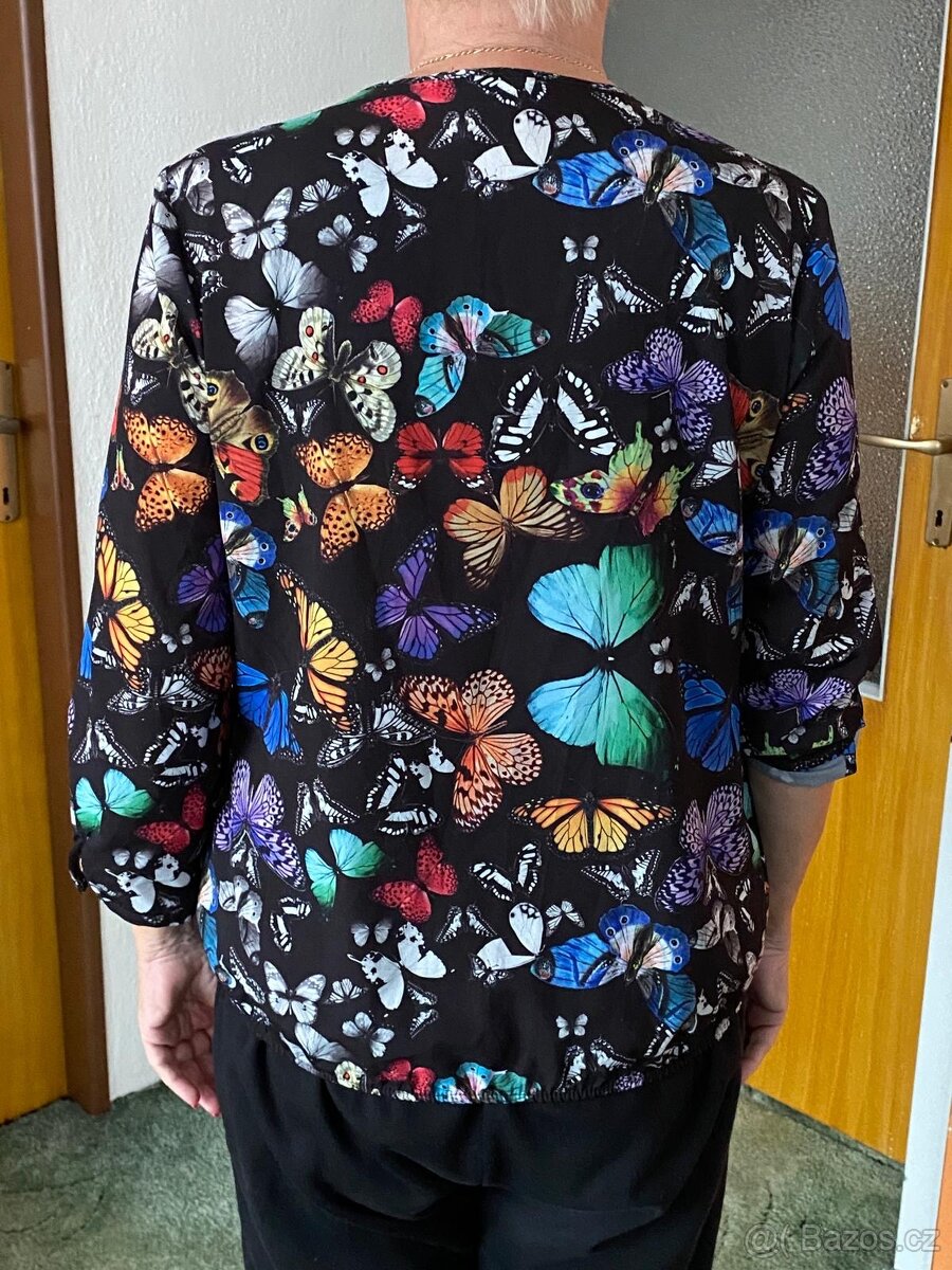 Dámské oblečení L/XL - 2