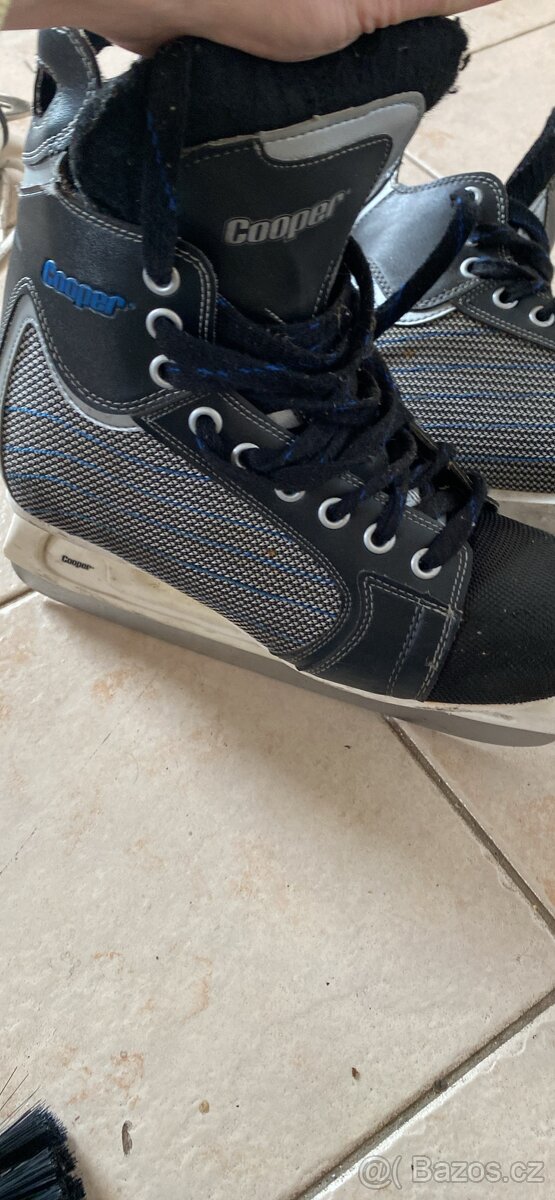 Prodám lední brusle - 2